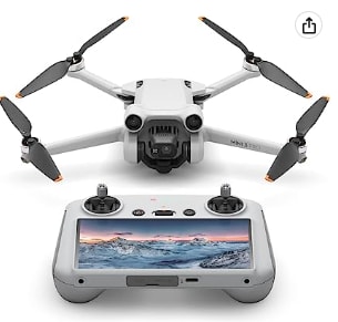 Drone DJI Mini 3 Pro con DJI Smart Control por 899€