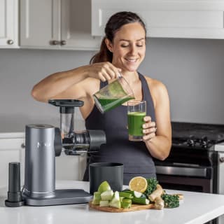 Ninja NeverClog Slowjuicer JC151EU voor €116,19 dmv code in de Ninja store