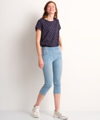 Alle damesbroeken voor €9 bij Terstal