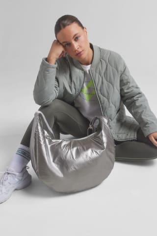 Bolso grande técnico suave plateado Dash and Stars por 13.99€