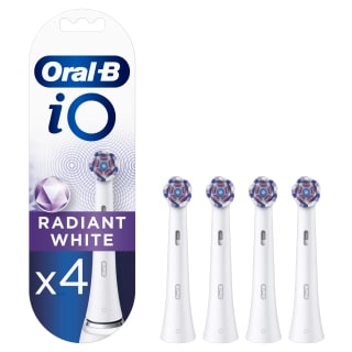 4 cabezales Oral-B iO Radiant White por 14,38€