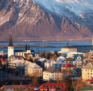 Vuelos ida y vuelta Barcelona - Reikiavik desde 121€