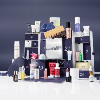 PRE-ORDER LOOKFANTASTIC Iconic Beauty Advent Calendar 2024 voor €120, t.w.v meer dan €650,