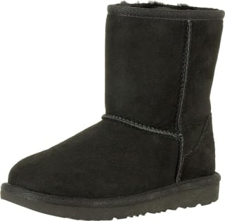 Kids UGG Classic II zwart voor €50,99 met Amazon prime