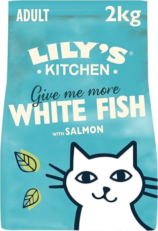 2 kg Lily's Kitchen alimento seco Gatos Adultos Pescado Blanco con salmón por 11,69€