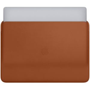 Apple Leather Sleeve MacBook Pro 16 inch Saddle Brown voor €43,99 dmv code bij Smartphonehoesjes.nl