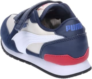 PUMA kids Sneakers ST Runner v3 NL voor €19,95 bij Amazon
