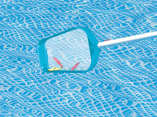 Intex Zwembad Onderhoudsset voor €12,50 bij Zwembadgigant