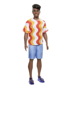 Ken fashionista camiseta de olas de Barbie por 6.99€