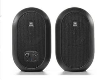 Monitores de estudio JBL por $189.000 en Audiomusica