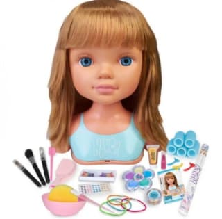 Nancy Un Día De Secretos De Belleza Con Flequillo por 29,99€.