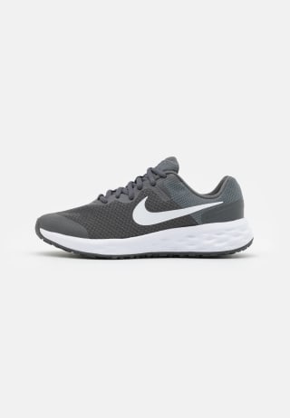 Zapatillas Nike Performance REVOLUTION 6 UNISEX running por 34€