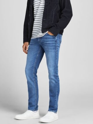 Hasta 70% + 10% extra descuento + envio gratis en pantalones vaqueros en Jack&Jones