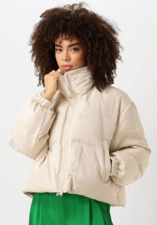 Co'couture beige gewatteerde jas voor €86,70 bij de Bijenkorf