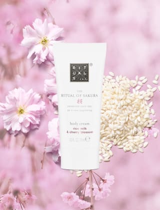 Gratis Sakura Body Cream (10ml) Rituals sample