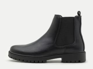 Diverse Pier One schoenen tot 60% korting bij Zalando