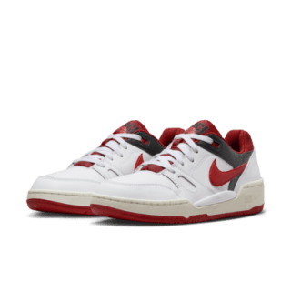 Tenis Nike Full Force Low por $1,379 en Nike