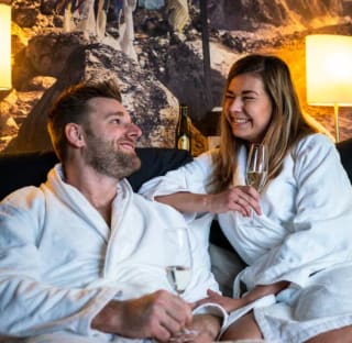 2-daags BLUE Wellnessarrangement Inclusief Ontbijt voor 2 voor €99,90 bij Etos