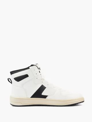 In de Van Haren sale scoor je schoenen vanaf €10