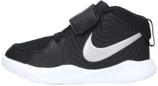Nike Team Hustle D 9 Kids Basketbalschoenen Y voor €19,99 bij Shcuurmanschoenen