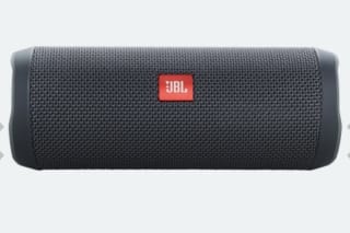 Altavoz Bluetooth JBL Flip Essential 2 por 79€.
