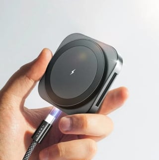 Base carga de iPhone y Apple Watch, 3 en 1 por 15,95€