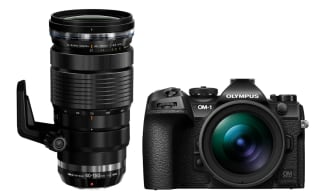 OM‑1 met 12‑40mm PRO II & 40‑150mm F2.8 PRO Lenskit met deze OMSystem kortingscode