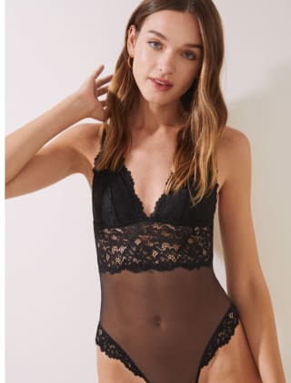 Body halter de encaje tul negro por 9.99€