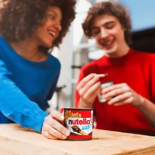 12 cajas 52gr KINDER Nutella & Go Crema de cacao avellanas y leche Nutella con palitos de pan