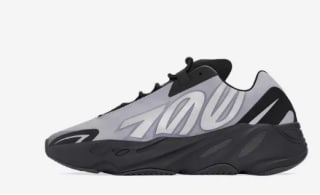 Adidas jongens sneakers Yzy 700 Mnvn voor €55 bij Sportsworld