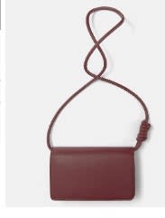 Recopilación Bandolera asa tubular Pull and Bear por 7,99€