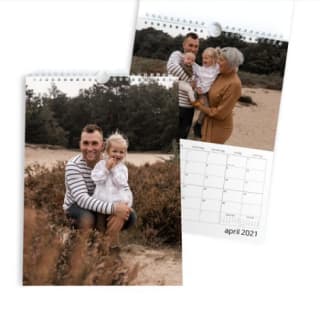 Verjaardags- of jaarkalender met eigen foto's voor €9,95 dmv code bij FotoCadeau