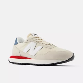 25% extra korting op de sale tot 50% korting bij New Balance