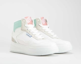 Zapatillas altas deportivas por 25,99€ en Merkal