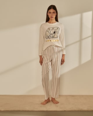 Camiseta de manga larga con estampado Snoopy senda por 5,39€.