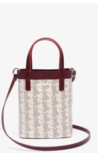 Bandolera mujer en crema marca Lacoste por 59€