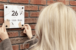 Gepersonaliseerd huisnummerbordje met nummer & naam (diverse vormen & designs) vanaf €9,95 incl. verzending