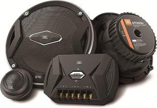 Set de Medios JBL GTO609C para Automóvil por $1,645 en Amazon