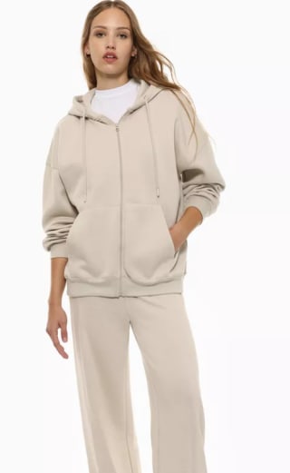 Chaqueta de mujer con capucha oversize por 5,99€