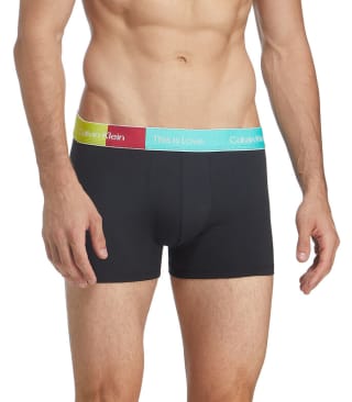 Bóxer Corto Hombre Calvin Klein por $252 en El Palacio de Hierro