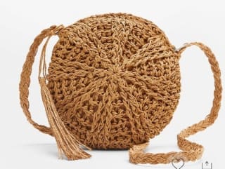 Bolso Bandolera color natural por 6,99€.