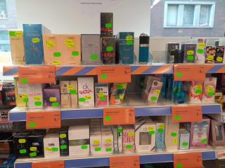 Merk parfum voor maar 5 euro bij kruidvat en trekpleister!!