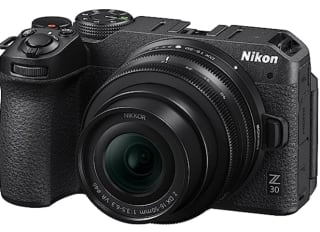 Nikon Z30 Systeemcamera + Nikkor Z DX 16-50mm F/3.5-6.3 VR objectief voor €636 bij Amazon.nl
