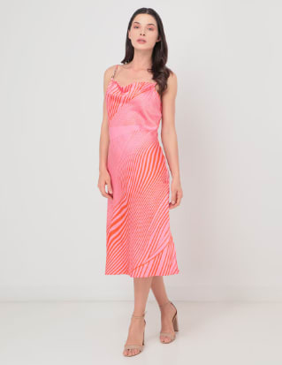 Vestido Midi Casual Contempo por $149 en Suburbia