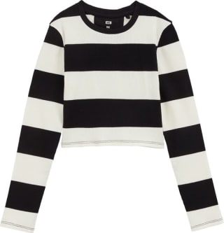 We Fashion cropped T-shirt voor €9 bij Bol
