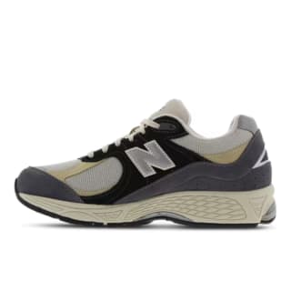 Zapatillas New Balance 2002R Mujer por solo 63€