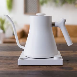 FELLOW - Stagg EKG waterkoker - 0,9L voor €140 bij Coffeefriend