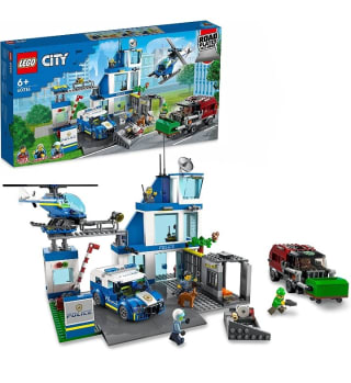 LEGO 60316 City Comisaría de Policía por 44,45€.