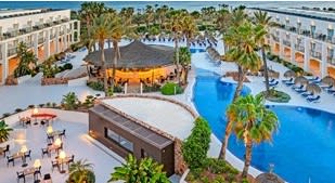 Estancia de 2 nochwes en Cabo Gata con comidas, ideal familias desde 225€