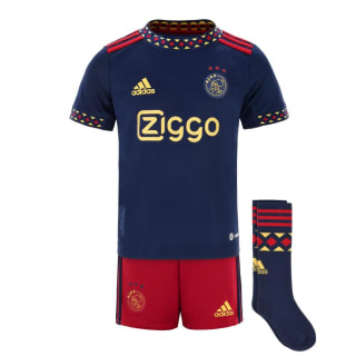 Tot 50% korting op Ajax merchandise in de officiële Ajax fanshop